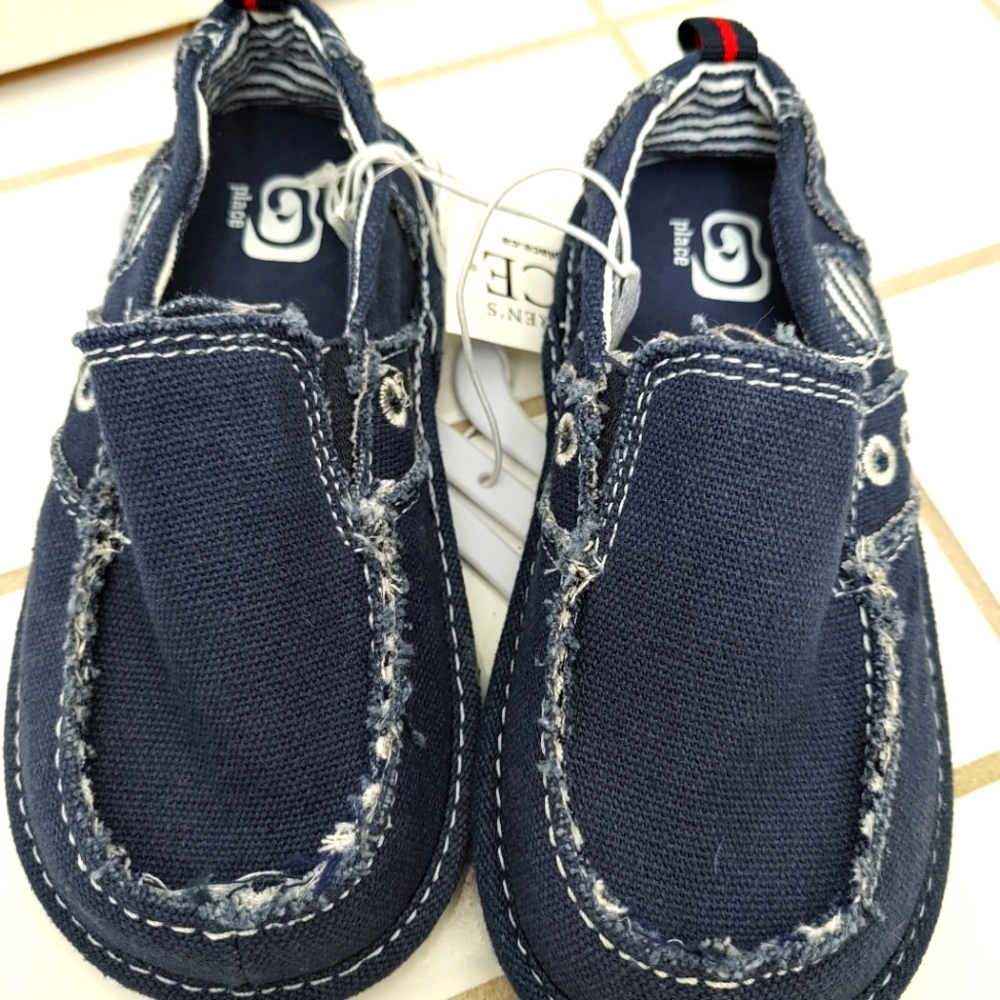 NWT Children's Place Navy Canvas Sneakers